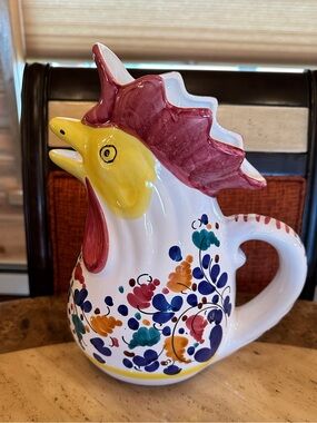 Rooster of Fortune Deruta, Italy Majolica Pitcher